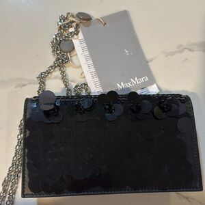 Max Mara wallet on chain  detachable chain